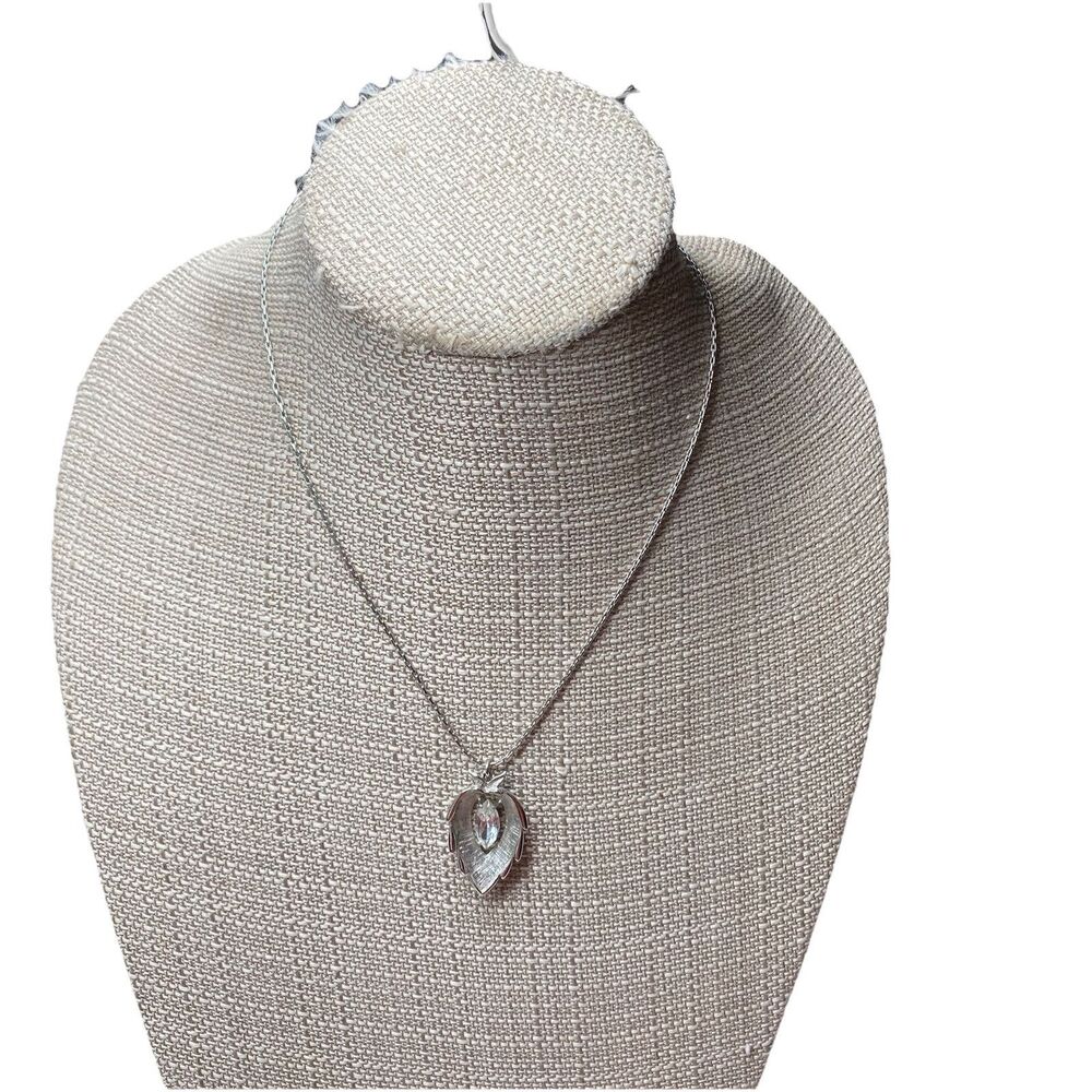 Vintage Sarah Coventry Leaf Brushed Rhinestone Silver Tone Necklace